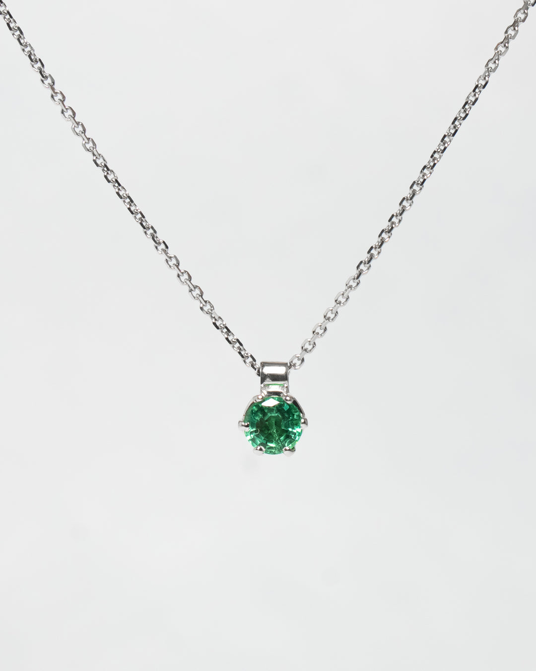 JR Solitaire Collection - Necklace Emerald x Whitegold