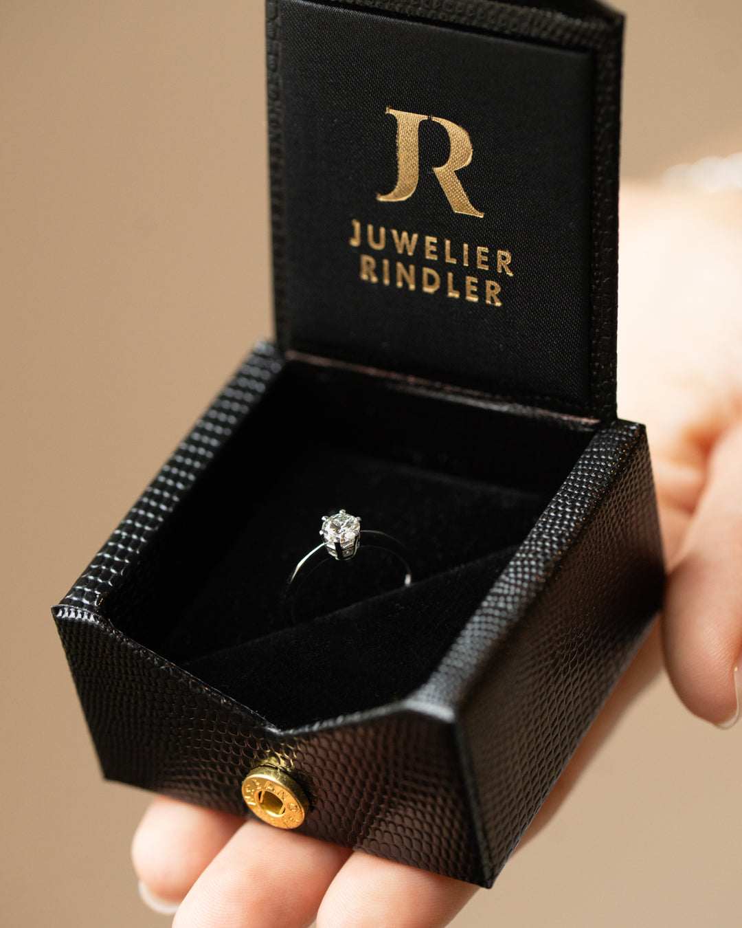 JR Solitaire Collection - Ring Diamonds x Whitegold