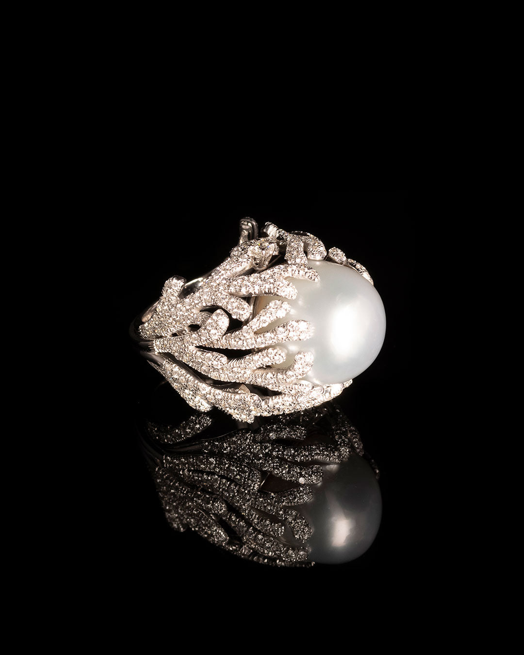 JR Bespoke X PAOLO PIOVAN Ring "Iced Pearl"
